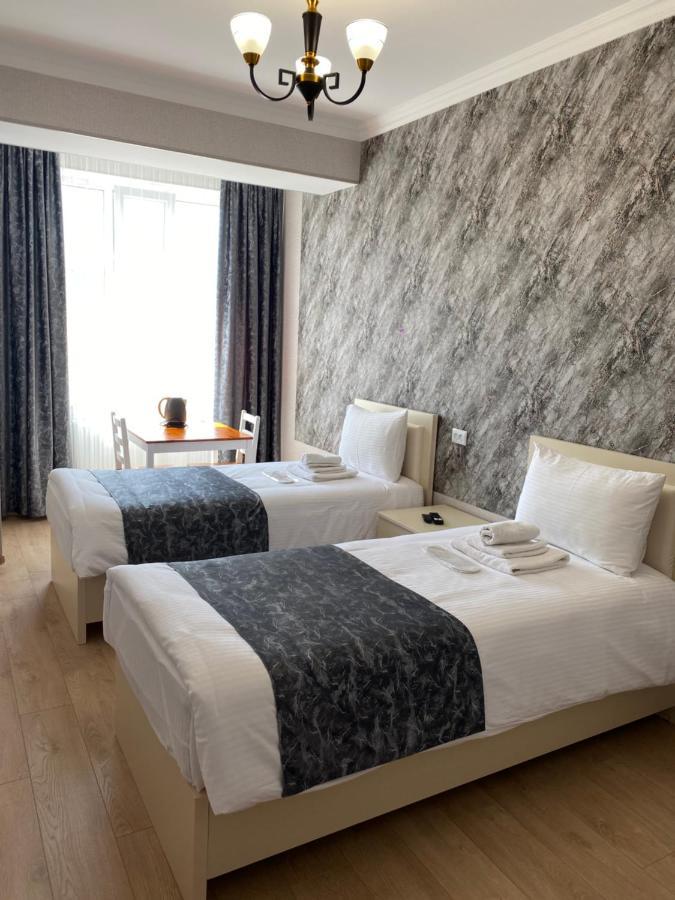 Hotel Sharl Ninotsminda Eksteriør bilde