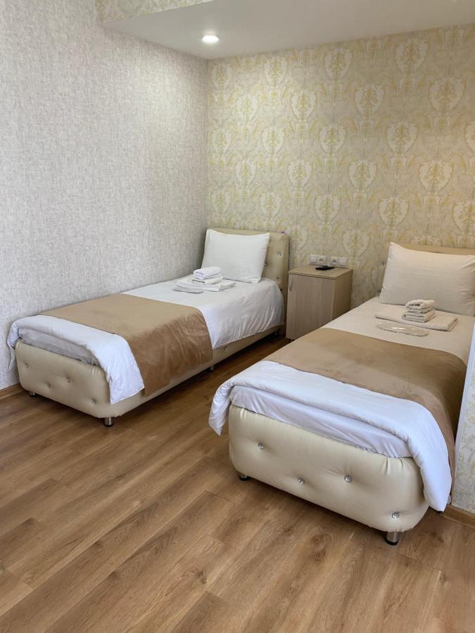 Hotel Sharl Ninotsminda Eksteriør bilde